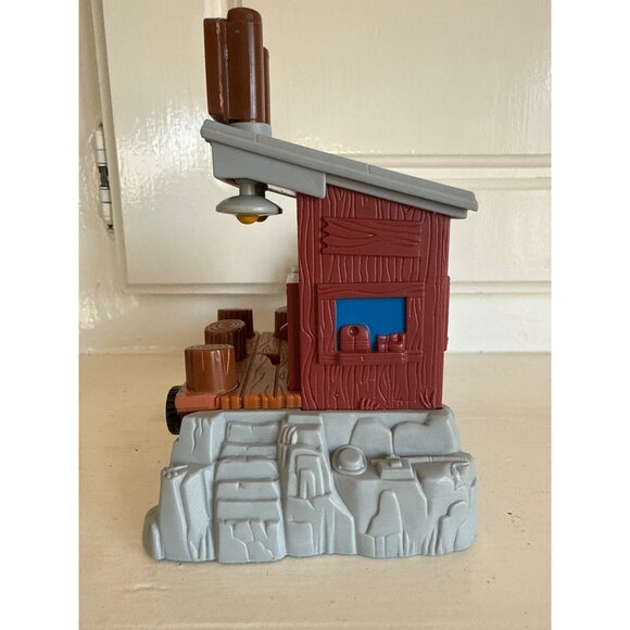 Fisher Price Geotrax Train Port Side Boat Dock Fishing Pier 2004 Mattel G5545 - Picture 7 of 8